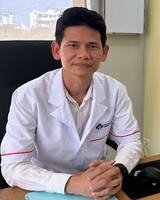 Dr UNG Rothkanhakrith Urologyst